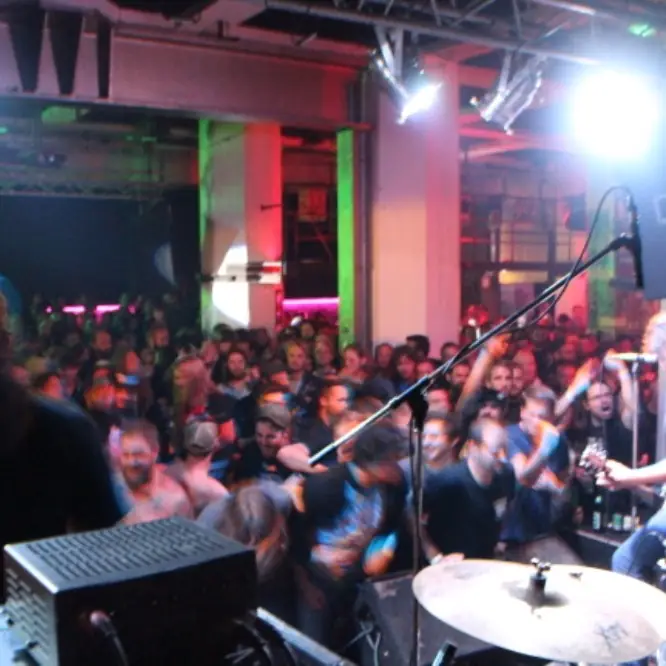 Liveband auf der Bühne im Silo1 Töging